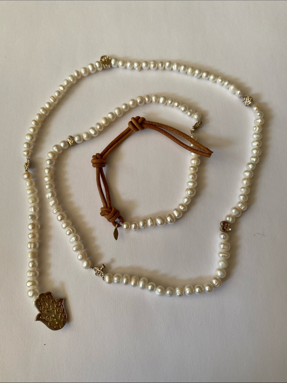 Sterling stamped 925 freshwater Pearl Necklace  with  Hamsa Accent - White